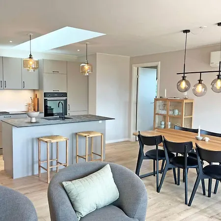 4 Person Holiday In Ferienhaus